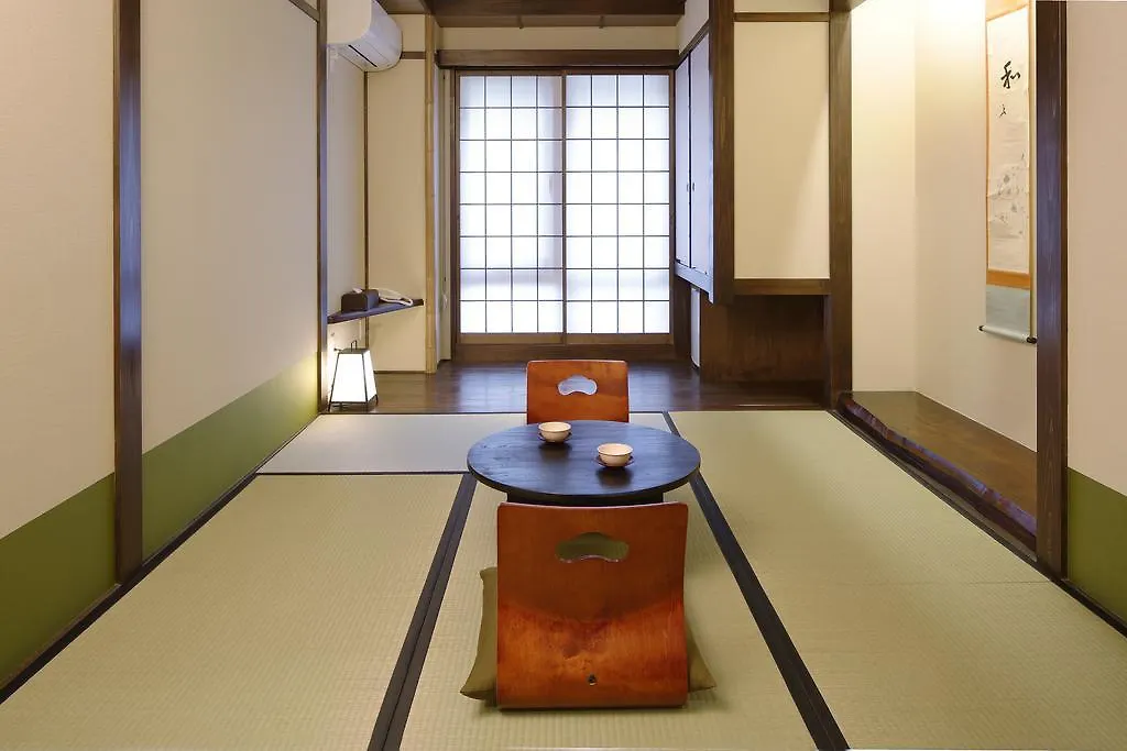 Kyomachiya Ryokan Sakura Urushitei Kyoto