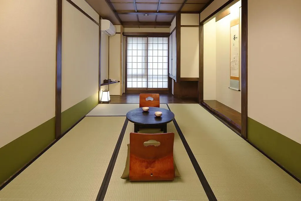 Kyomachiya Ryokan Sakura Urushitei Kyoto 3*,