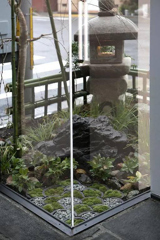 Kyomachiya Ryokan Sakura Urushitei Kyoto Japan